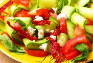 سلطة المتوسط