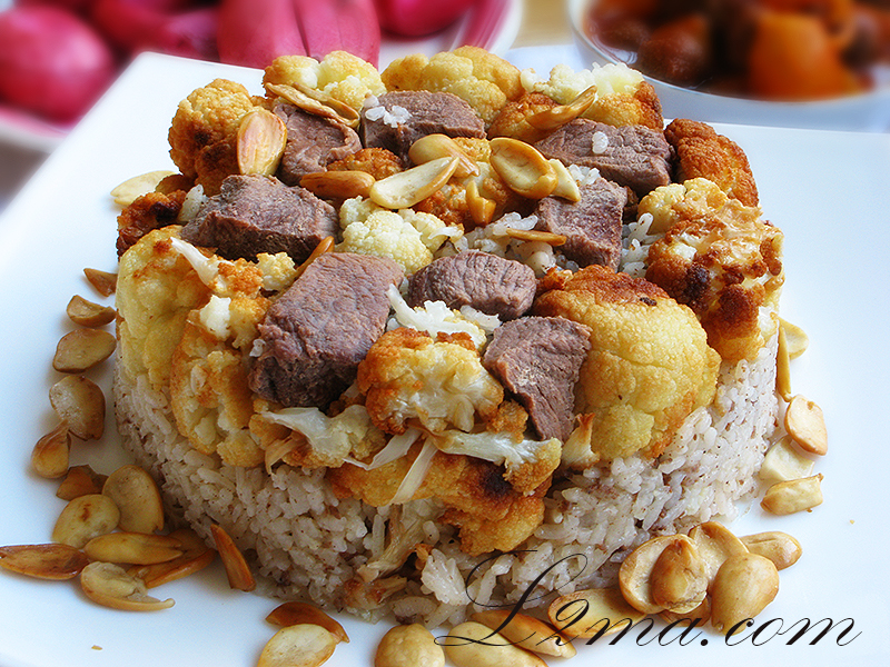 مقلوبة القرنبيط باللحمة