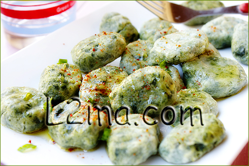 نيوكي السبانخ بصوص الميرمية و الزبدة