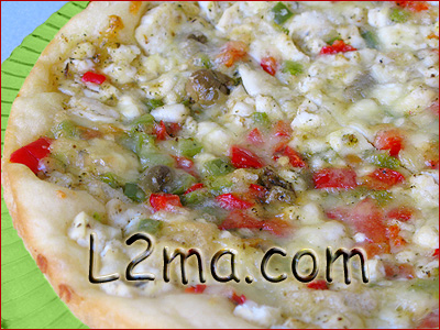 فطيرة الزيتون و الجبنة البيضاء فطيرة الزيتون و الجبنة البيضاء