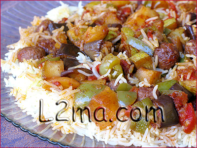 كباب و خضار تحت العيش