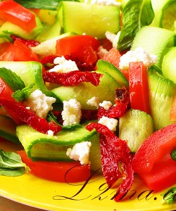 سلطة المتوسط