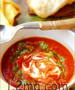 شوربة كريم البندورة بالبيستو