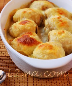 بطاطا محشية بصوص الكريم