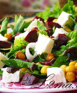 سلطة الشوندر و الحمص الرائعة