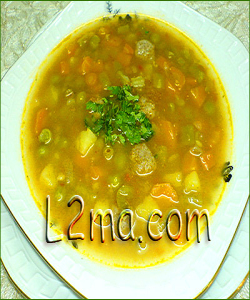 شوربة  الفريكة مع اللحم و الخضار